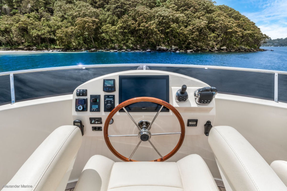 2017 Palm Beach Motor Yachts 65  Image
