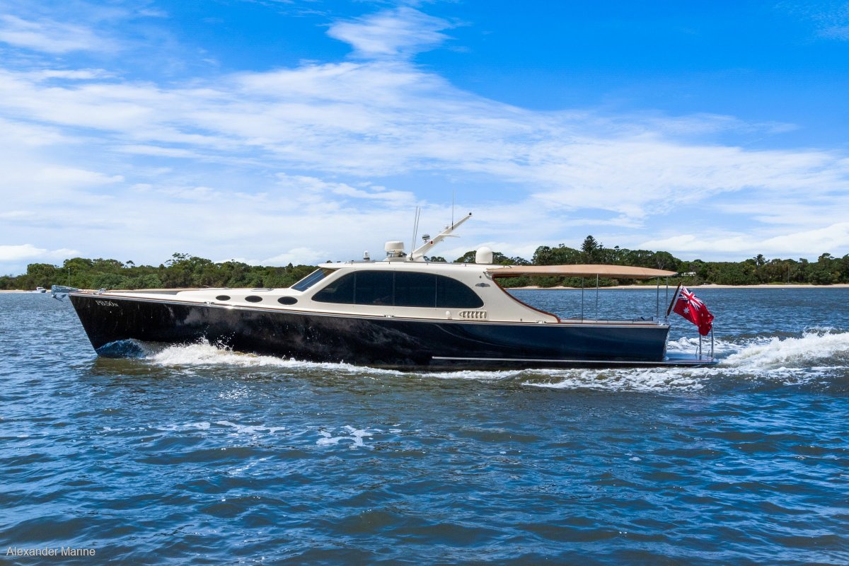 2009 Palm Beach Motor Yachts 50 Sedan Image